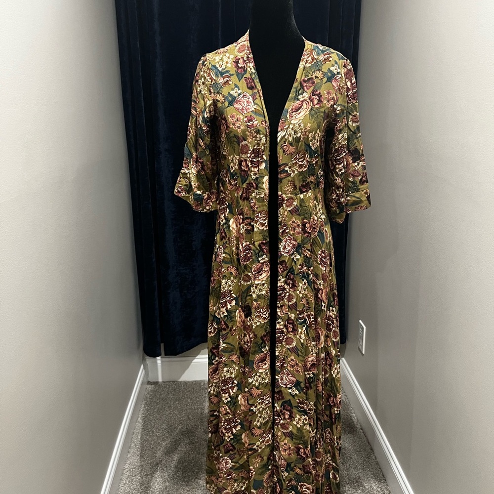 Joyfolie Floral Kimono with Pink and Green Hues